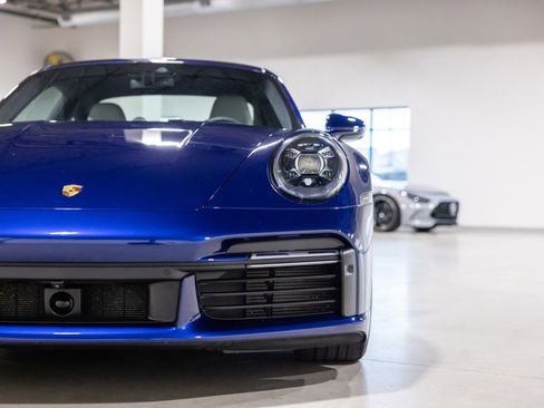 Used 2021 Porsche 911 Turbo S image 21