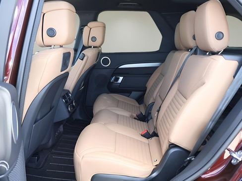 New 2026 Land Rover Discovery Limited Edition AWD/4WD image 13