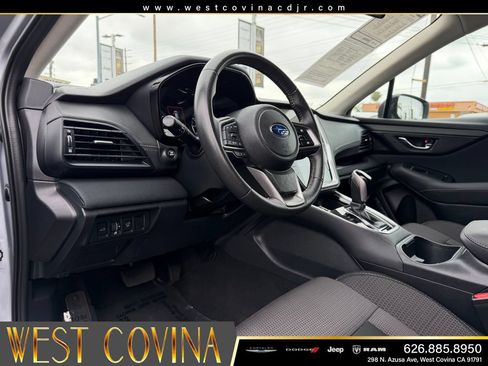 Used 2025 Subaru Outback Premium AWD/4WD image 17