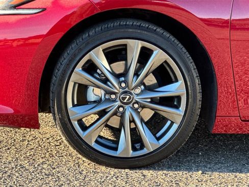 Used 2019 Lexus ES 350 image 32