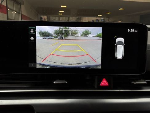 Used 2026 Kia Carnival FWD image 36