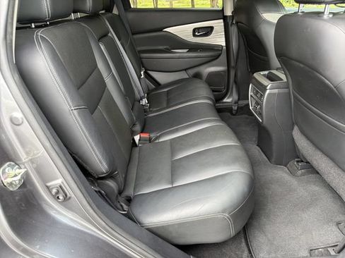 Used 2015 Nissan Murano Platinum w/ Platinum Technology Package FWD image 17