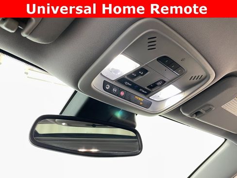 Used 2018 Chevrolet Malibu Premier w/ Premier Sun and Wheel Package image 31