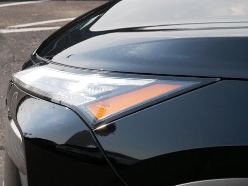 Used 2025 Nissan Rogue SV AWD/4WD image 16