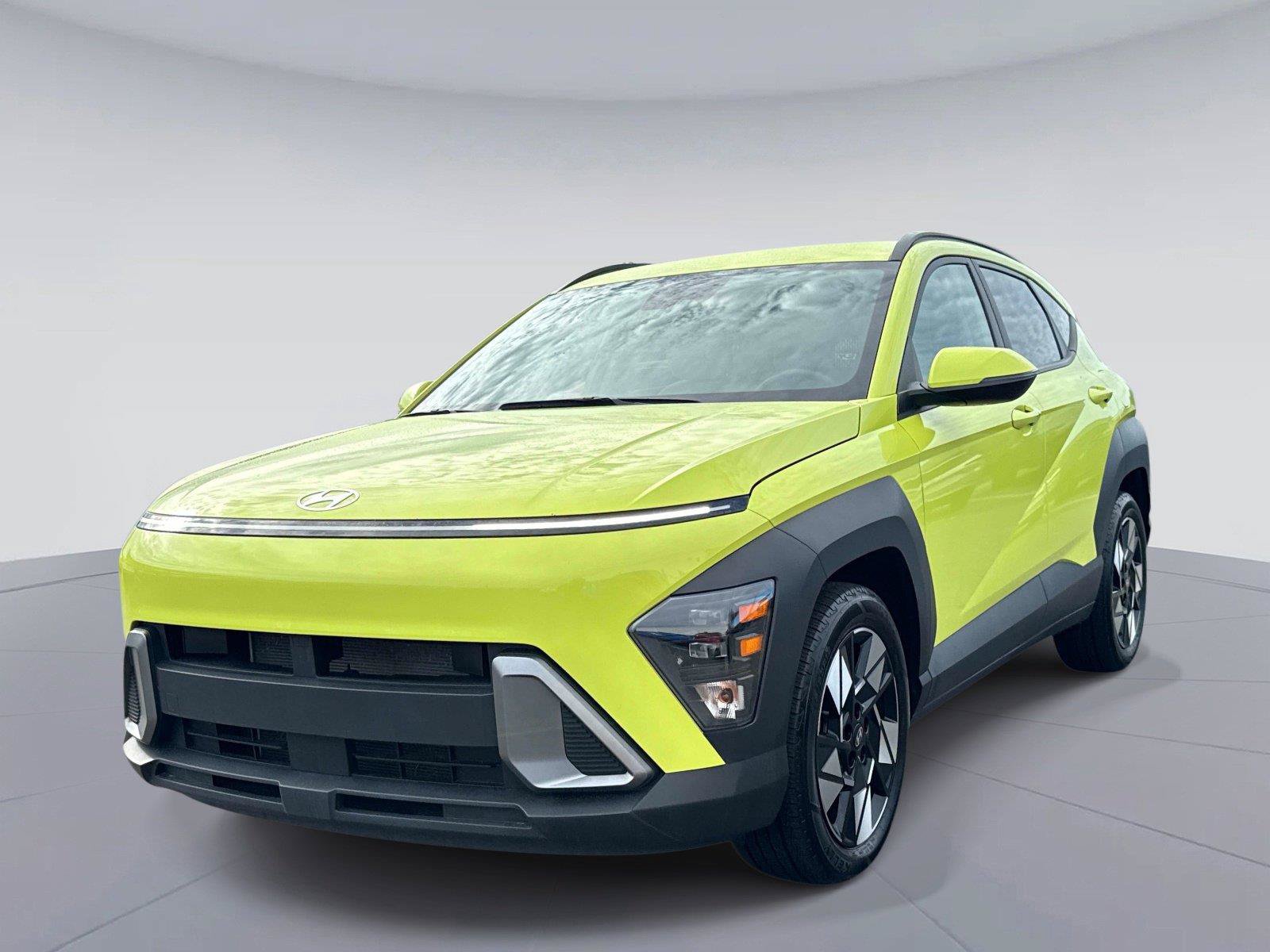 Used 2025 Hyundai Kona SEL FWD image 8