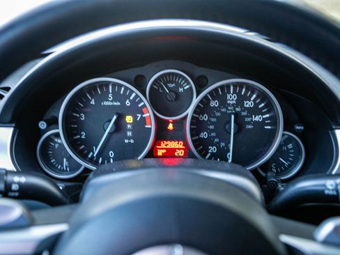 Used 2012 MAZDA MX-5 Miata Grand Touring w/ Premium Pkg image 30