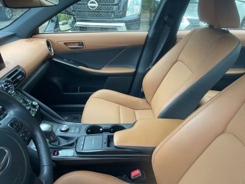 Used 2023 Lexus IS 300 AWD w/ Premium Package image 9