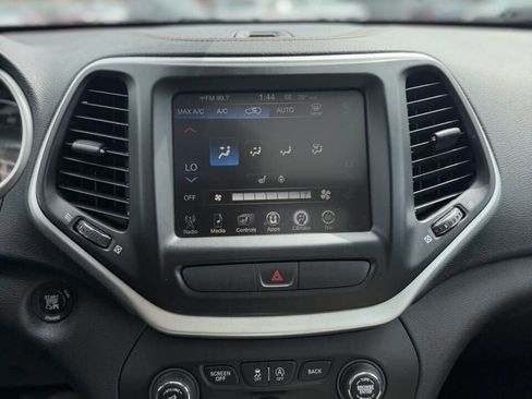 Used 2016 Jeep Cherokee Limited w/ Trailer Tow Group image 16