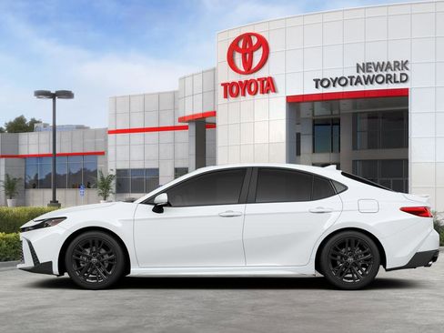 New 2026 Toyota Camry SE FWD image 6