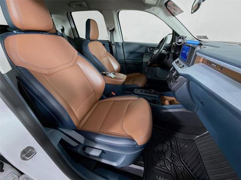 Used 2024 Ford Maverick Lariat image 28