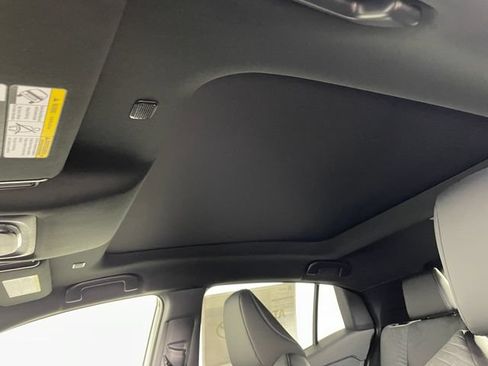 New 2026 Toyota C-HR AWD/4WD image 7