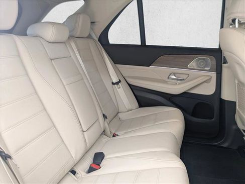 Used 2024 Mercedes-Benz GLE 450 4MATIC image 24