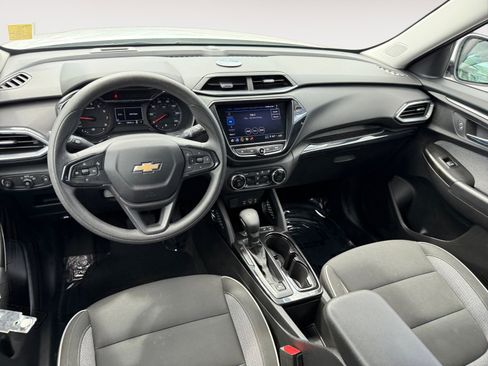 Used 2023 Chevrolet TrailBlazer LT w/ Convenience Package image 15