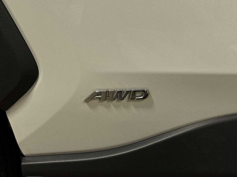 Used 2023 Toyota RAV4 Limited image 29