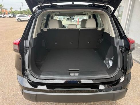 New 2026 Nissan Rogue Dark Armor FWD image 31