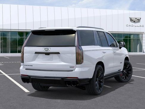 New 2026 Cadillac Escalade V w/ LPO, ONYX Package AWD/4WD image 4