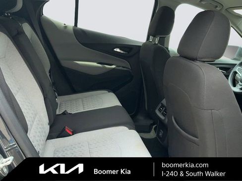 Used 2023 Chevrolet Equinox LT FWD image 12