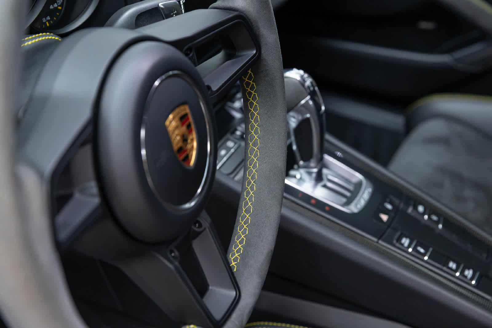 Used 2018 Porsche 911 GT2 RS RWD image 27
