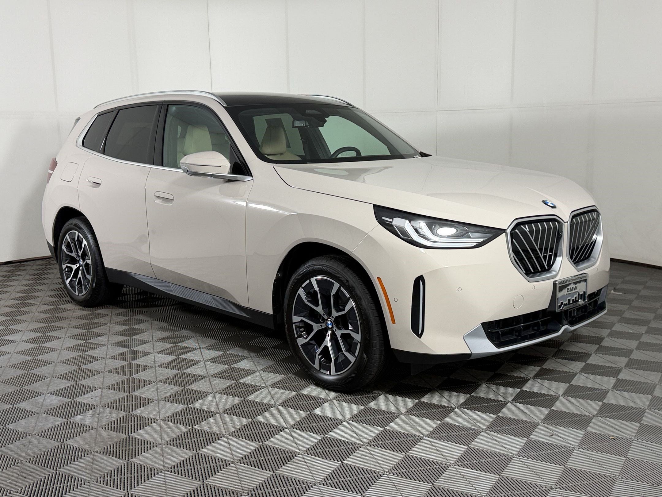 Used 2026 BMW X3 xDrive30i w/ Premium Package AWD/4WD image 7