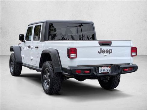 Used 2021 Jeep Gladiator Rubicon w/ Trailer Tow Package AWD/4WD image 8