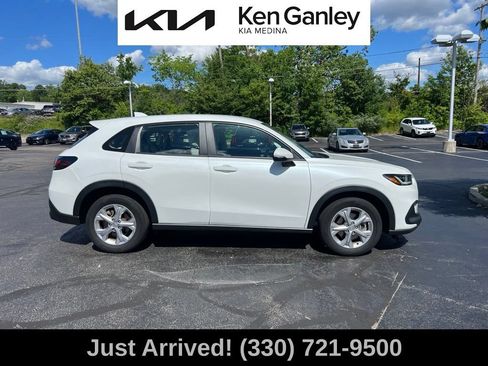 Used 2024 Honda HR-V LX image 4