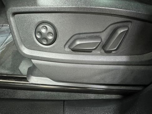 Certified 2022 Audi Q5 Premium Plus w/ Premium Plus Package image 29