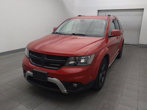 Used 2019 Dodge Journey Crossroad FWD image 15