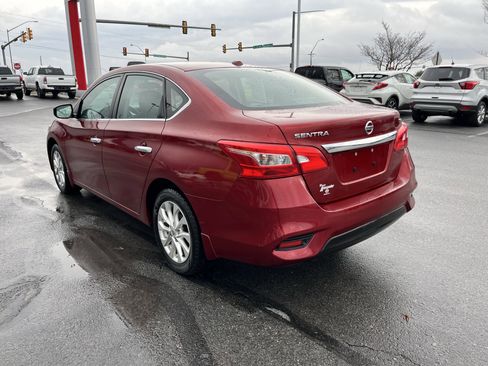 Used 2018 Nissan Sentra SV image 6