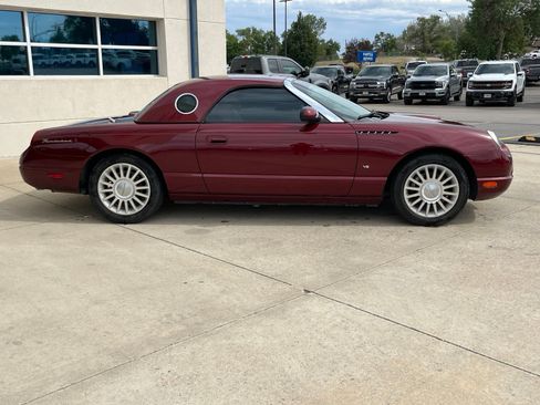 Used 2004 Ford Thunderbird RWD image 4