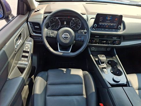 Certified 2023 Nissan Rogue SV w/ SV Premium B Package AWD/4WD image 11
