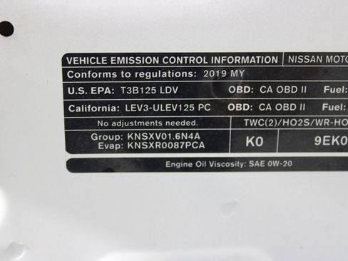 Used 2019 Nissan Versa SV FWD image 29
