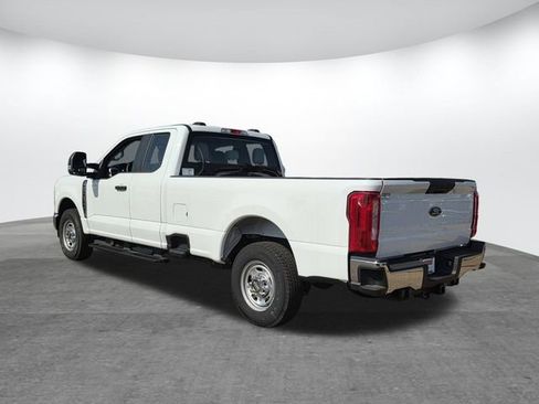New 2026 Ford F250 XL w/ XL Chrome Package image 3