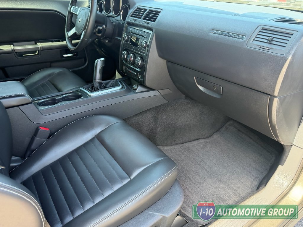 Used 2010 Dodge Challenger R/T RWD image 15