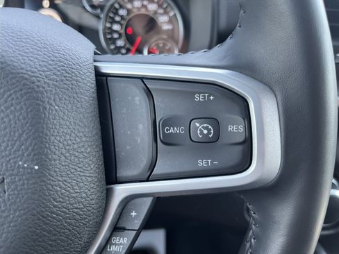 Used 2023 RAM 1500 Big Horn AWD/4WD image 19