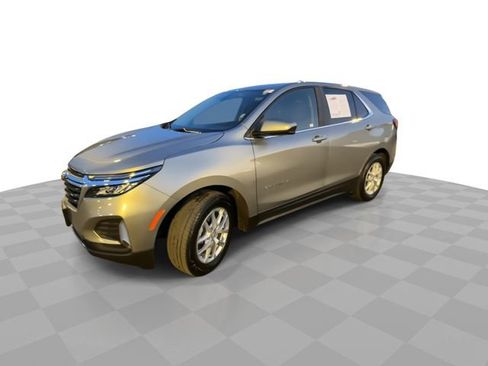 Used 2024 Chevrolet Equinox LT image 4