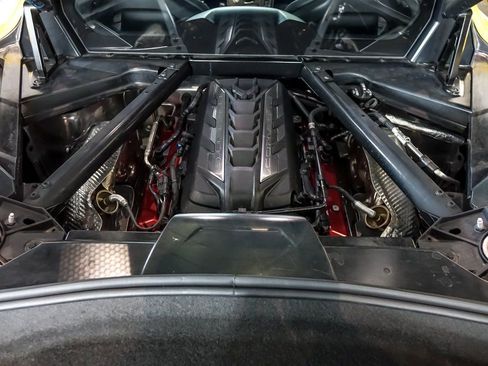 Used 2025 Chevrolet Corvette Stingray Coupe image 23