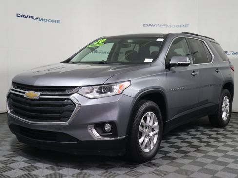 Used 2020 Chevrolet Traverse LT FWD image 11