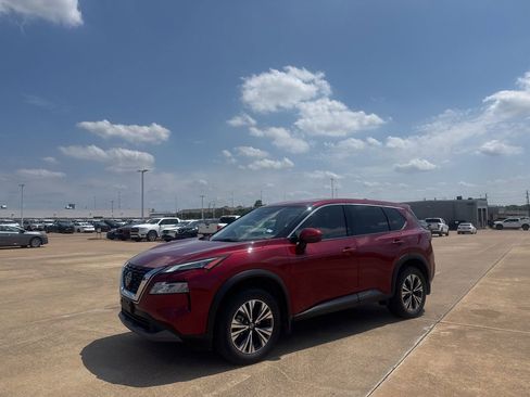 Used 2021 Nissan Rogue SV FWD image 10