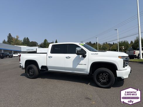 Used 2022 Chevrolet Silverado 3500 High Country w/ Safety Package II AWD/4WD image 7