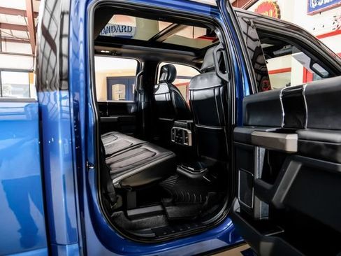 Used 2022 Ford F250 Platinum w/ FX4 Off-Road Package AWD/4WD image 47