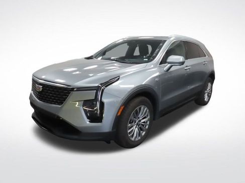 Certified 2025 Cadillac XT4 Premium Luxury image 1
