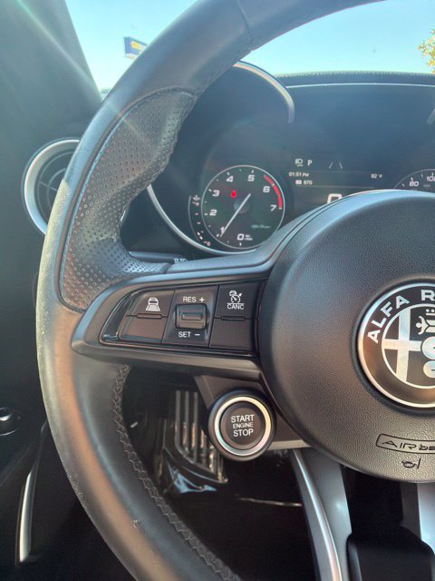 Used 2022 Alfa Romeo Giulia Ti RWD image 20