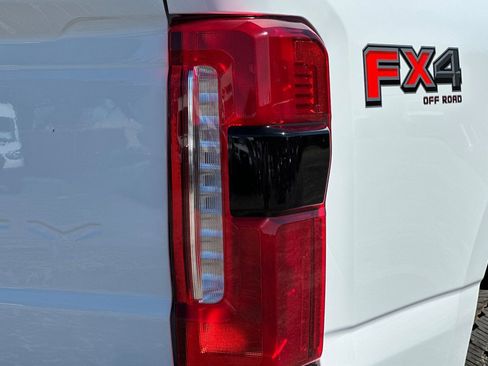 New 2026 Ford F250 Lariat w/ Lariat Ultimate Package AWD/4WD image 25