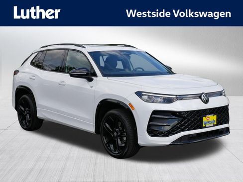 Certified 2025 Volkswagen Tiguan SE R-Line AWD/4WD image 1
