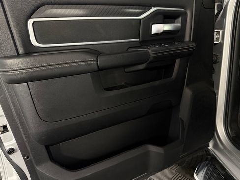 Certified 2026 RAM 2500 Big Horn AWD/4WD image 25