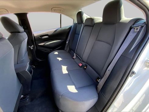 Used 2021 Toyota Corolla LE FWD image 20