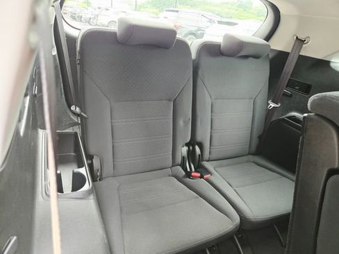 Used 2019 Kia Sorento FWD V6 image 18