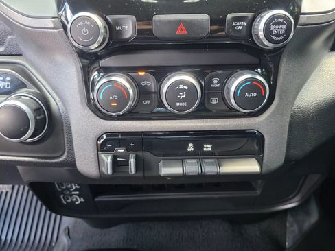 Used 2022 RAM 2500 Tradesman AWD/4WD image 13