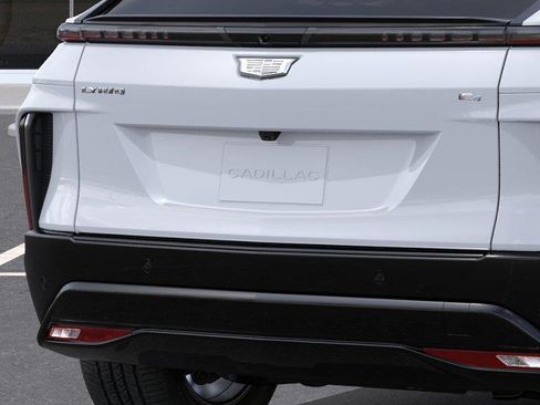 New 2027 Cadillac Lyriq Premium Sport AWD/4WD image 14