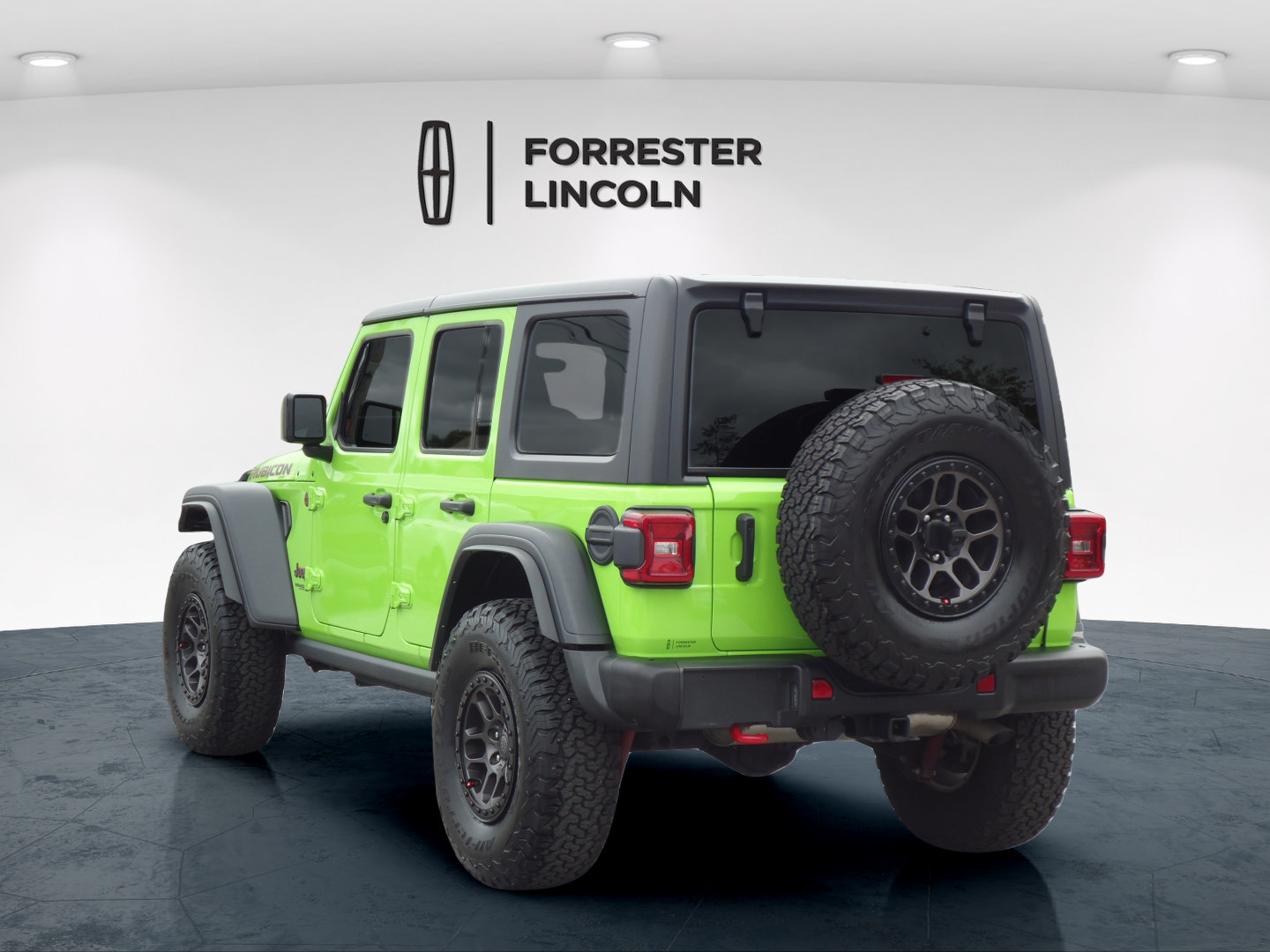 Used 2021 Jeep Wrangler Unlimited Rubicon w/ Xtreme Recon 35" Tire Package AWD/4WD image 5